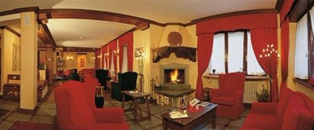 Hotel Courmayeur Exteriér fotografie
