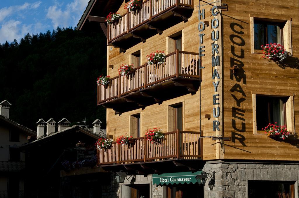 Hotel Courmayeur Exteriér fotografie