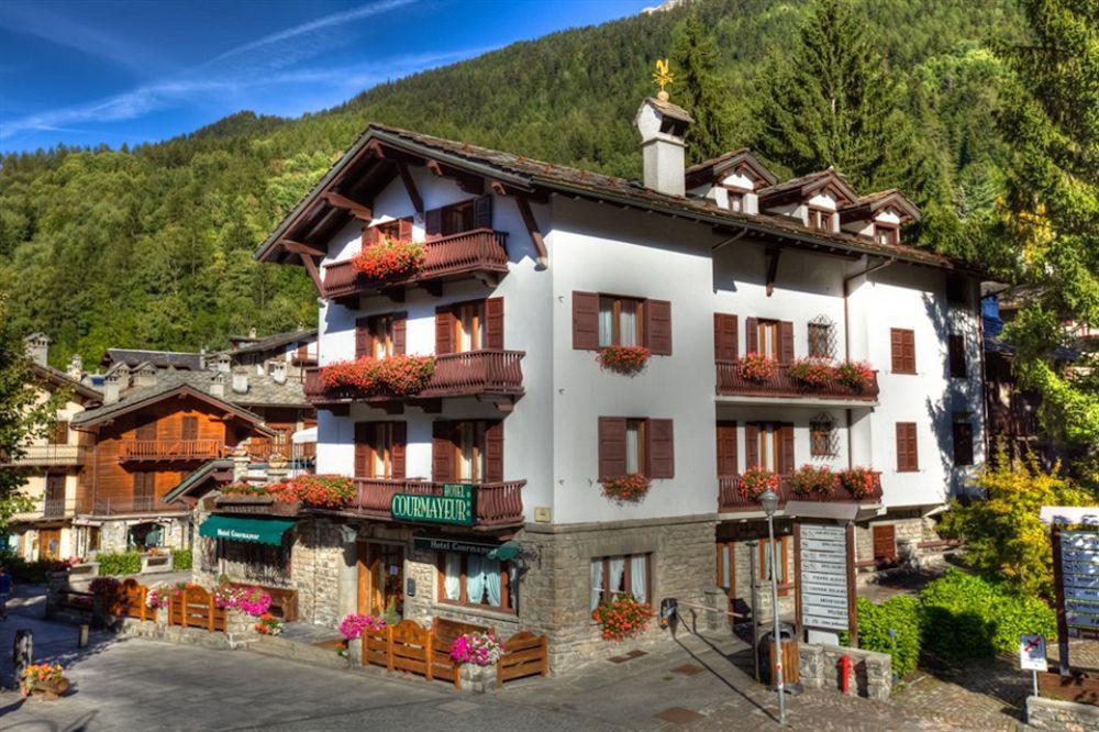Hotel Courmayeur Exteriér fotografie